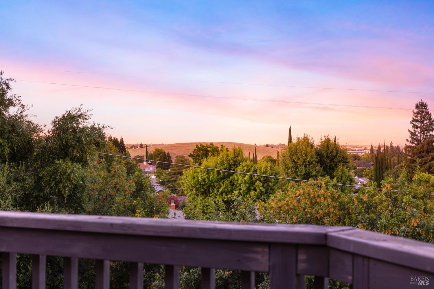 2136 Vineyard Hills Court Vacaville CA 95688