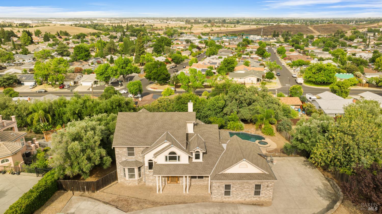 2136 Vineyard Hills Court Vacaville CA 95688
