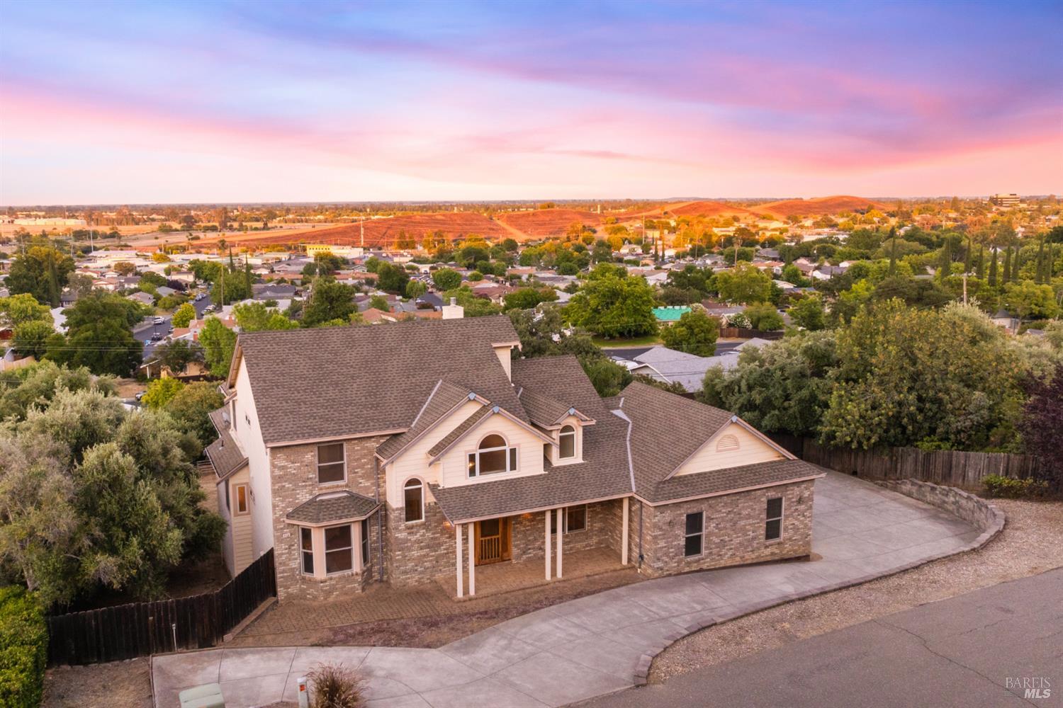 2136 Vineyard Hills Court Vacaville CA 95688