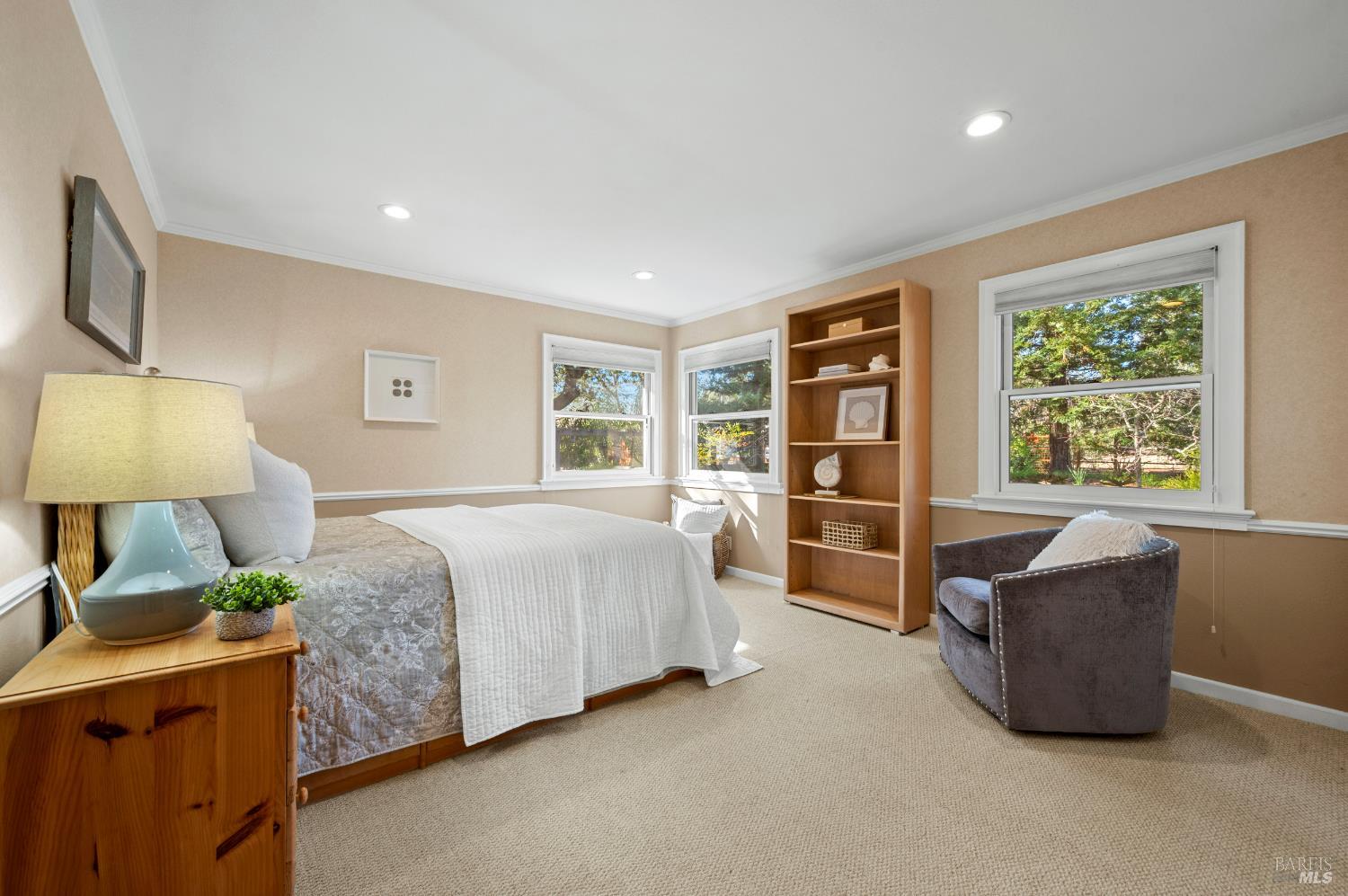 3182 Vichy Avenue Napa CA 94558