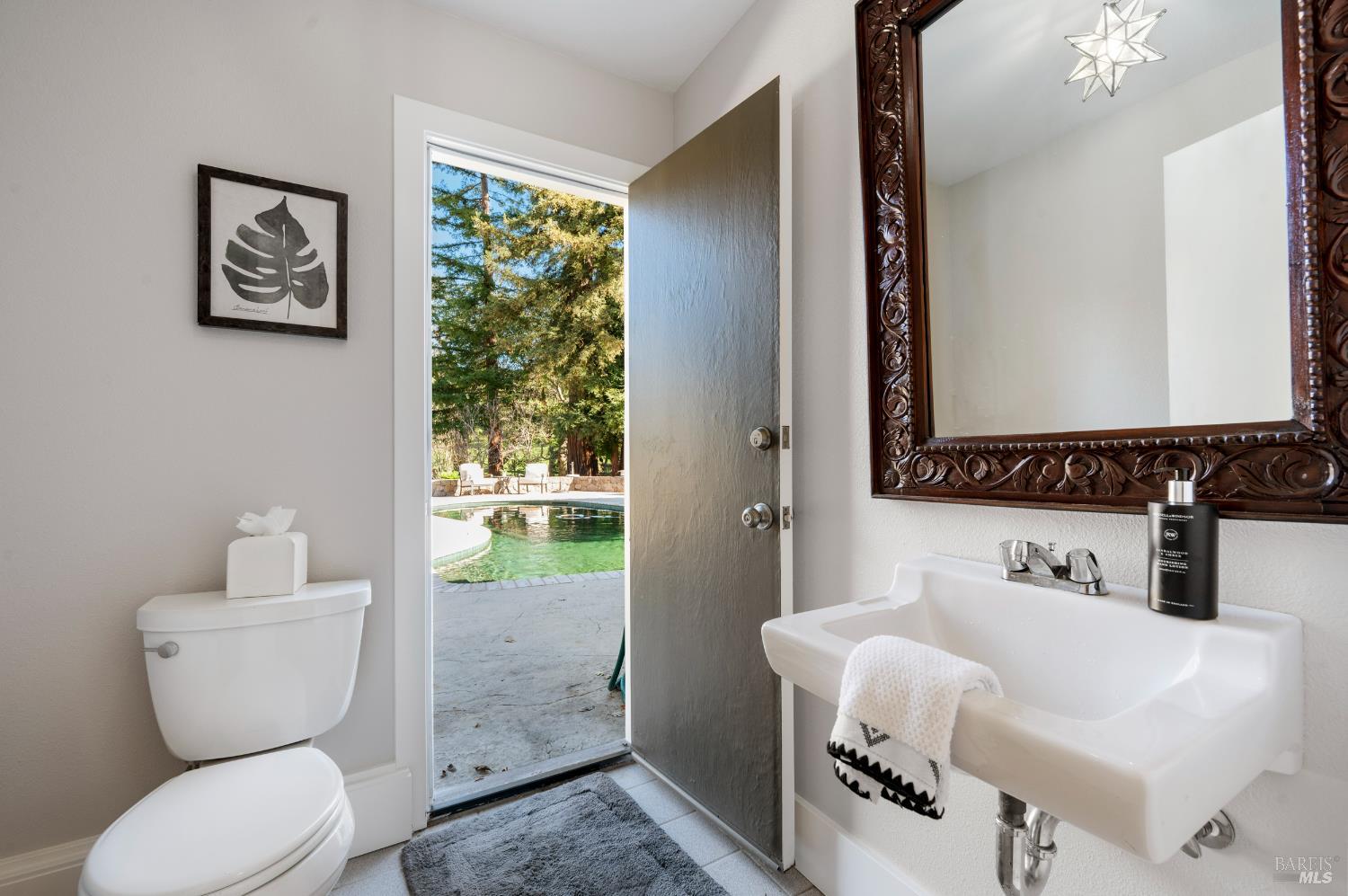 3182 Vichy Avenue Napa CA 94558