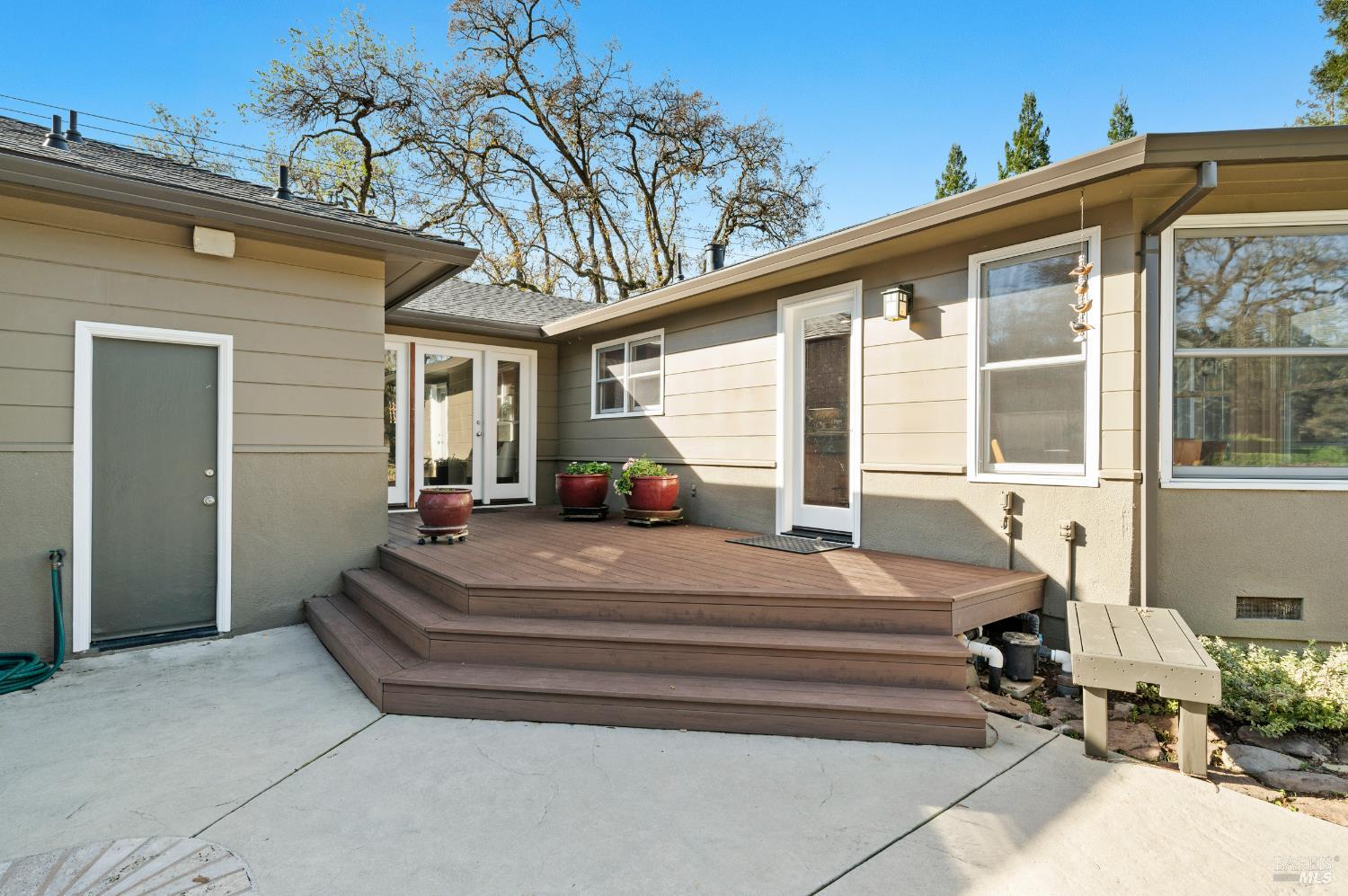 3182 Vichy Avenue Napa CA 94558