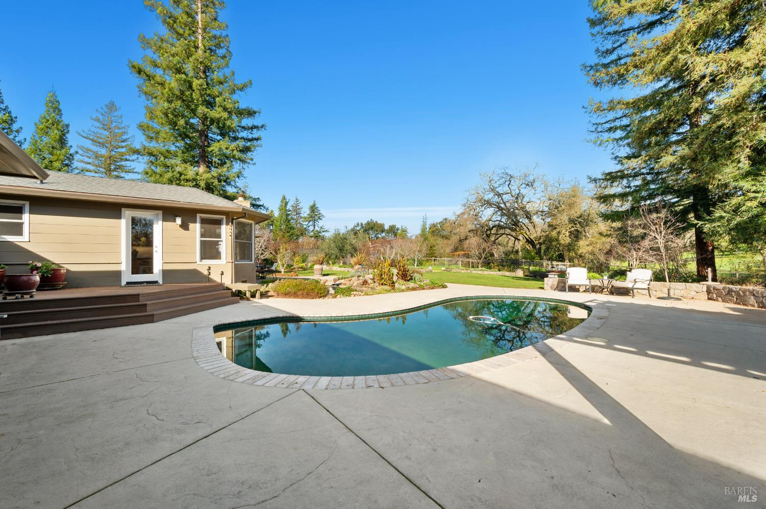3182 Vichy Avenue Napa CA 94558