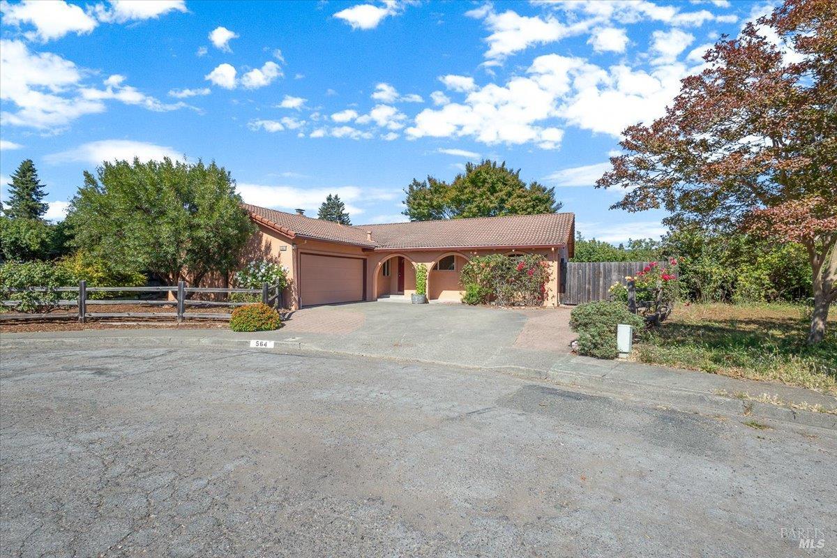 564 Edith Court Santa Rosa CA 95401