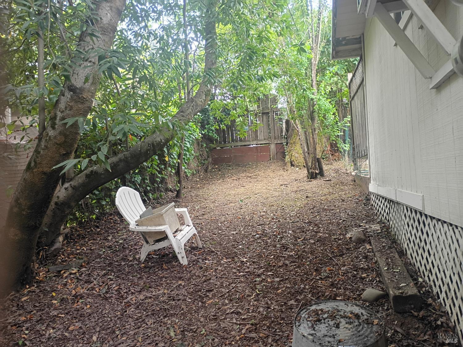 10113 Field Lane Forestville CA 95436