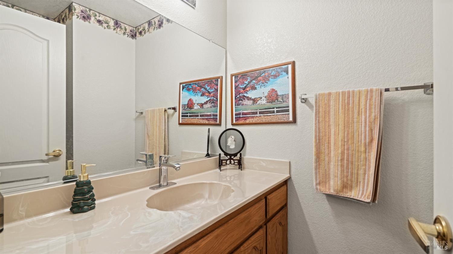 719 Riesling Court Petaluma CA 94954