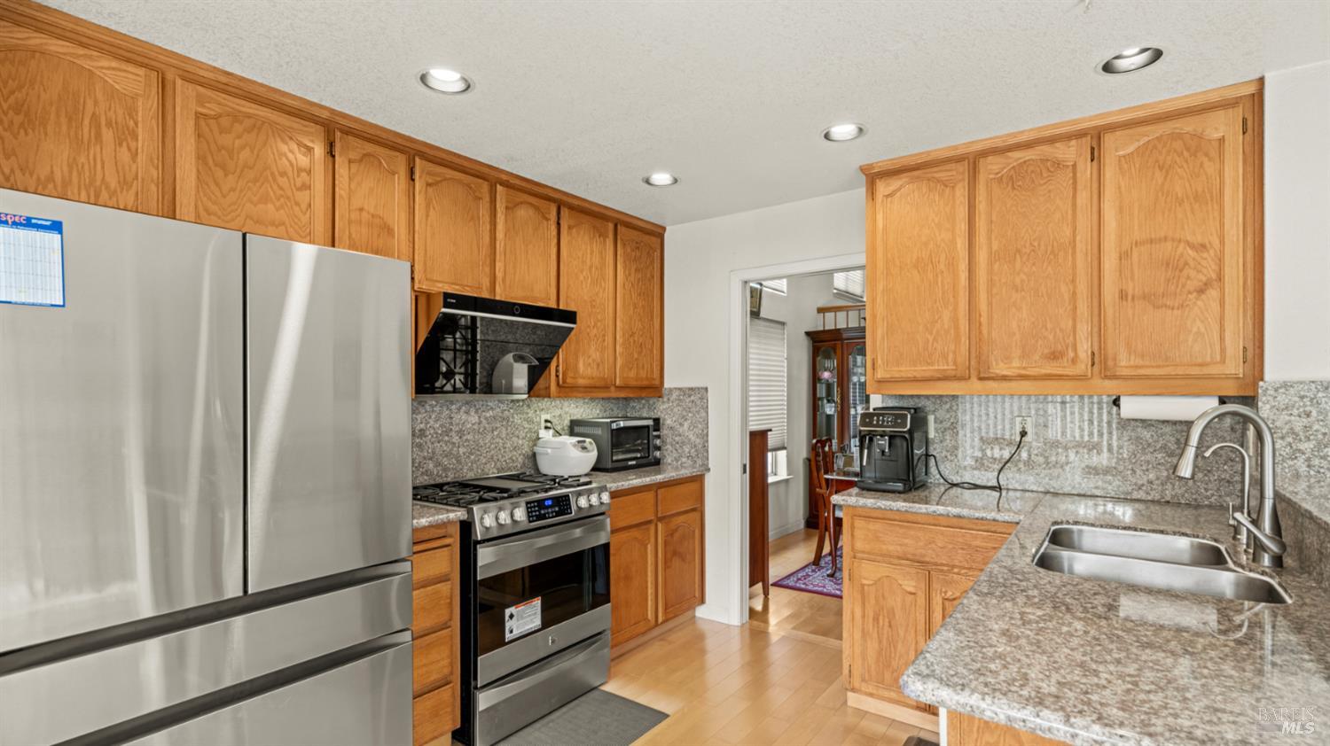 719 Riesling Court Petaluma CA 94954