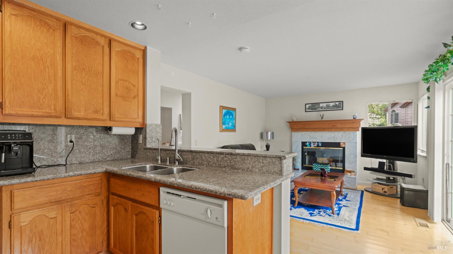 719 Riesling Court Petaluma CA 94954