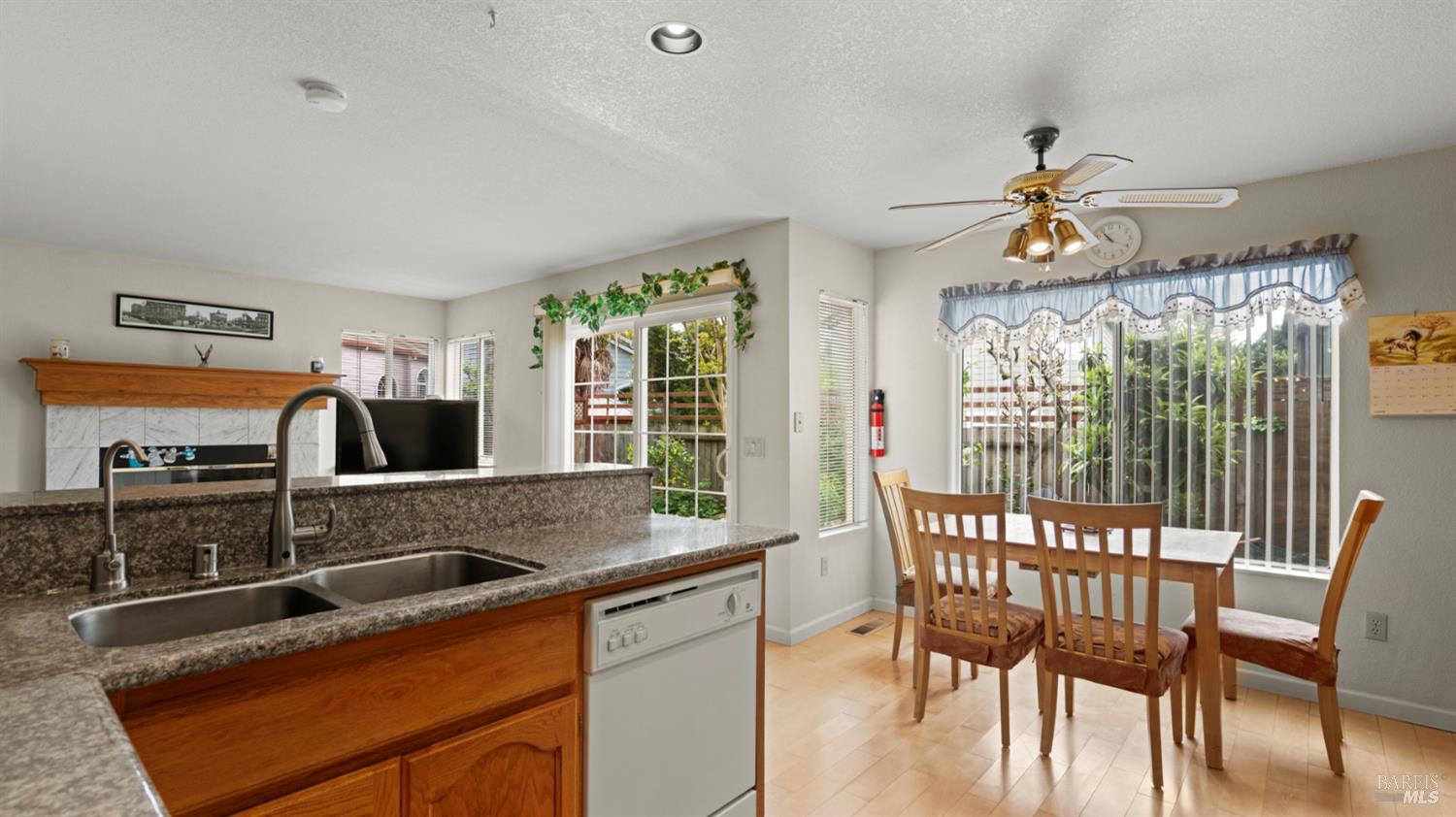 719 Riesling Court Petaluma CA 94954
