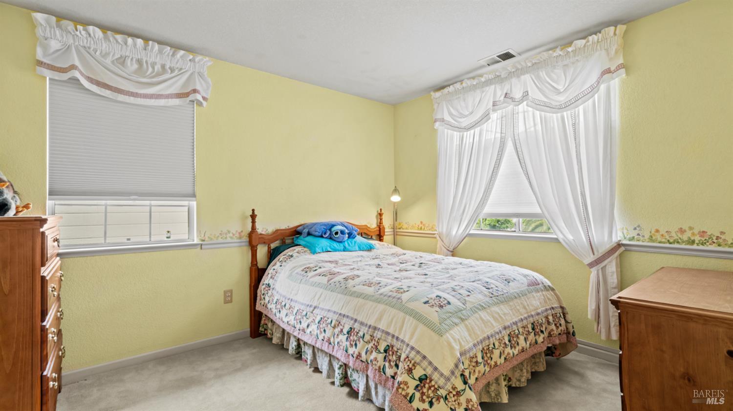 719 Riesling Court Petaluma CA 94954