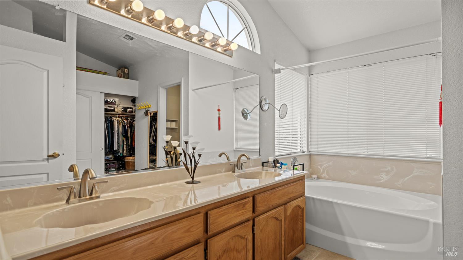 719 Riesling Court Petaluma CA 94954