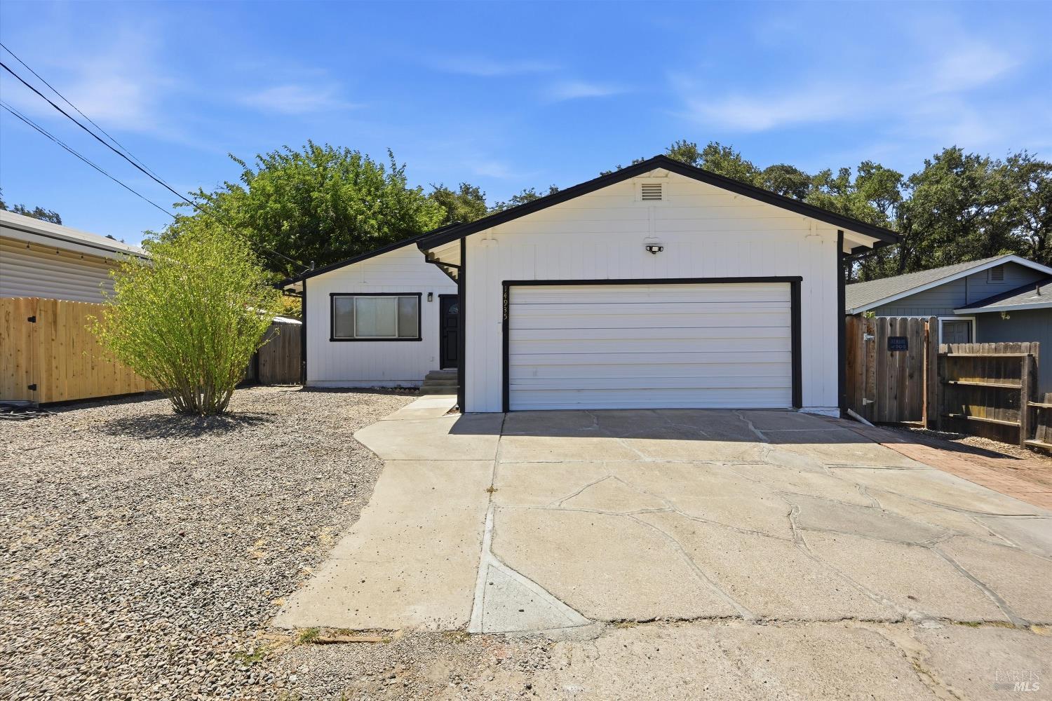 14935 Highlands Way Clearlake CA 95422