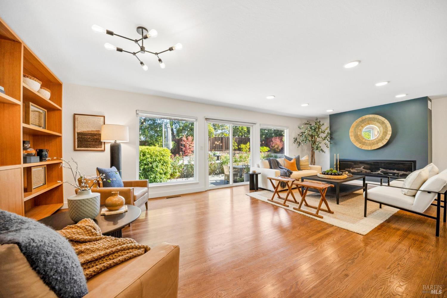 564 Montecillo Road San Rafael CA 94903