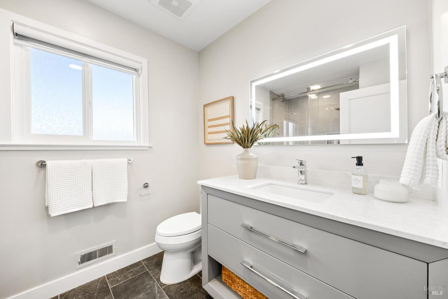 564 Montecillo Road San Rafael CA 94903