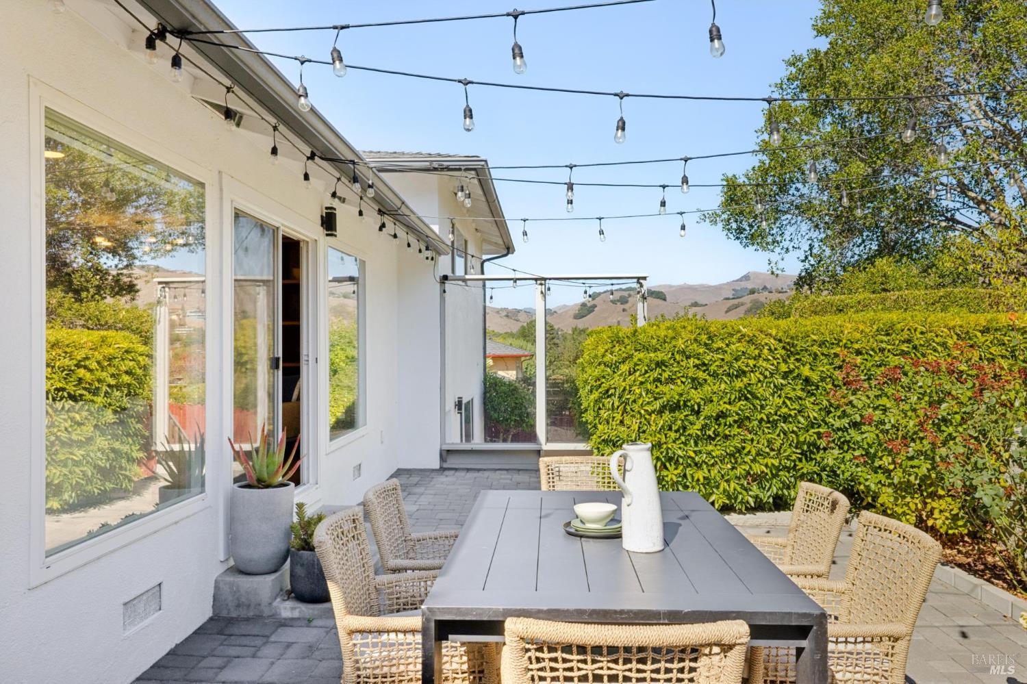 564 Montecillo Road San Rafael CA 94903