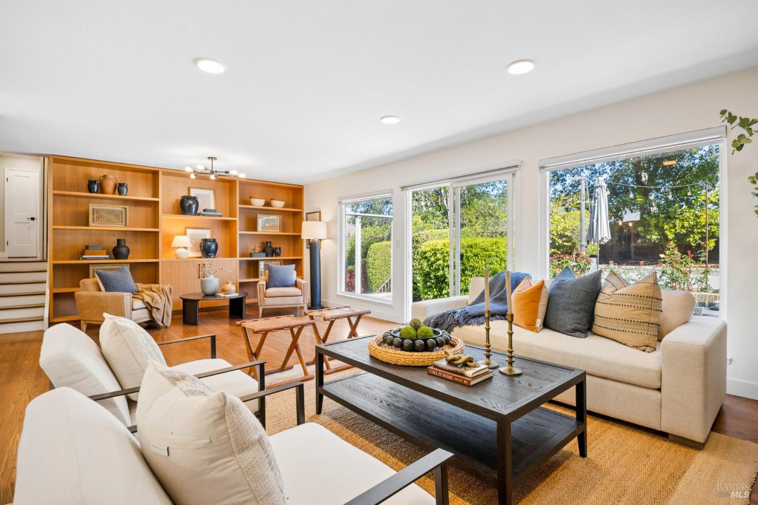 564 Montecillo Road San Rafael CA 94903