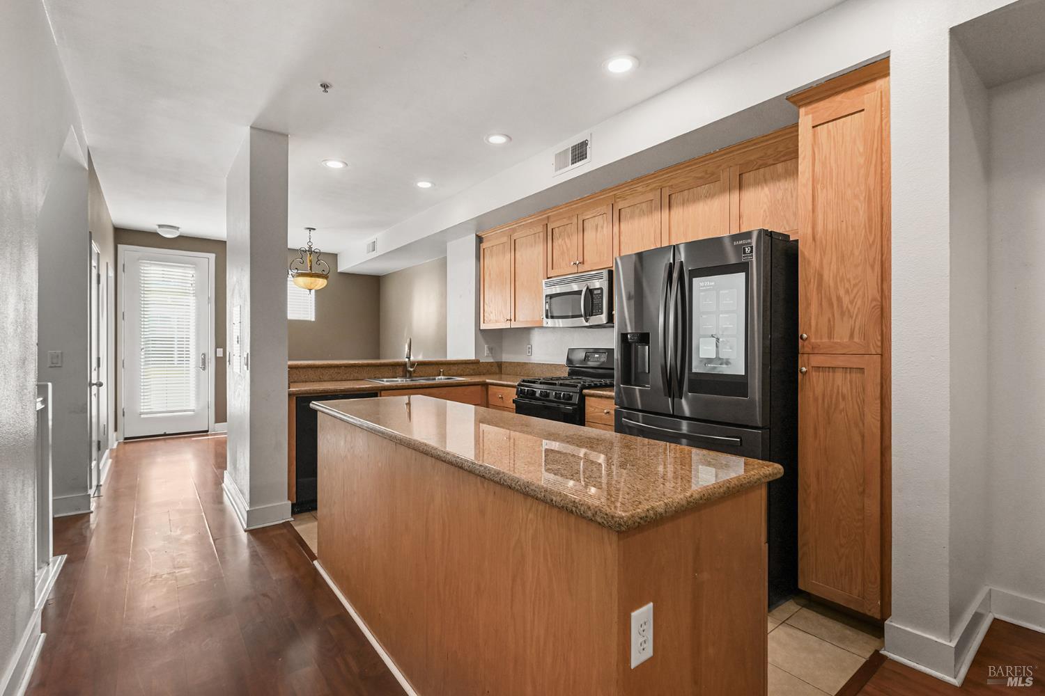 204 City Center Drive Rohnert Park CA 94928