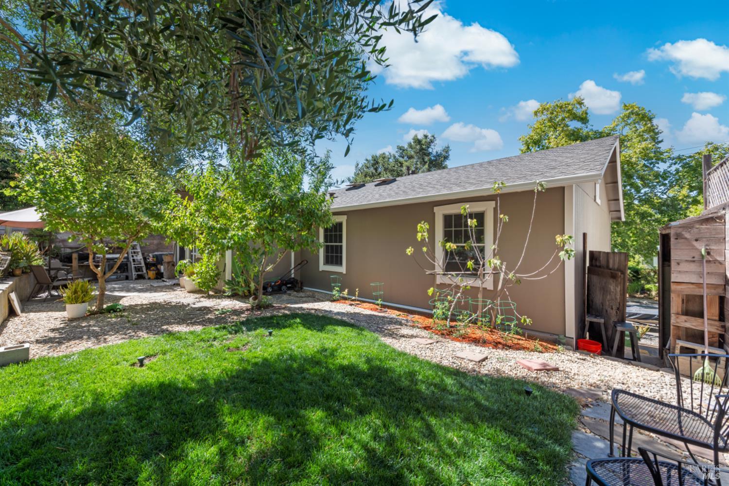 1036 Mcnear Avenue Petaluma CA 94952