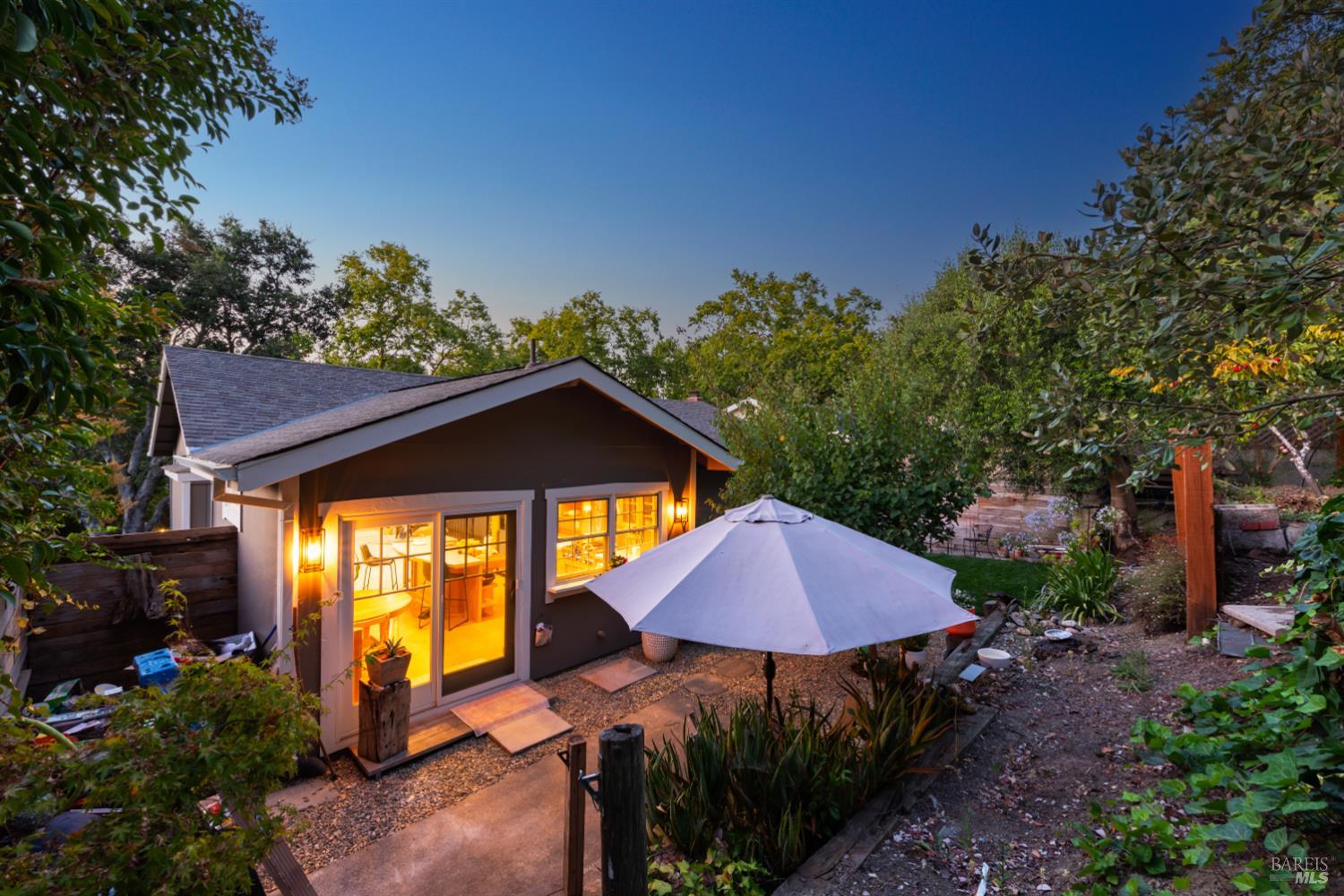 1036 Mcnear Avenue Petaluma CA 94952