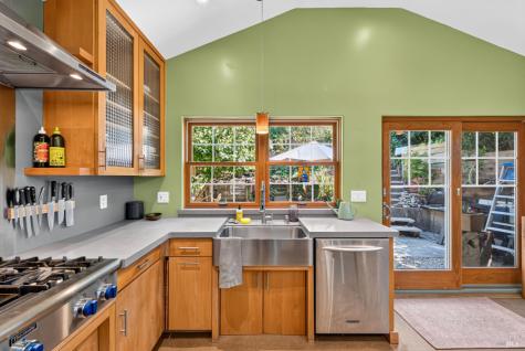 1036 Mcnear Avenue Petaluma CA 94952