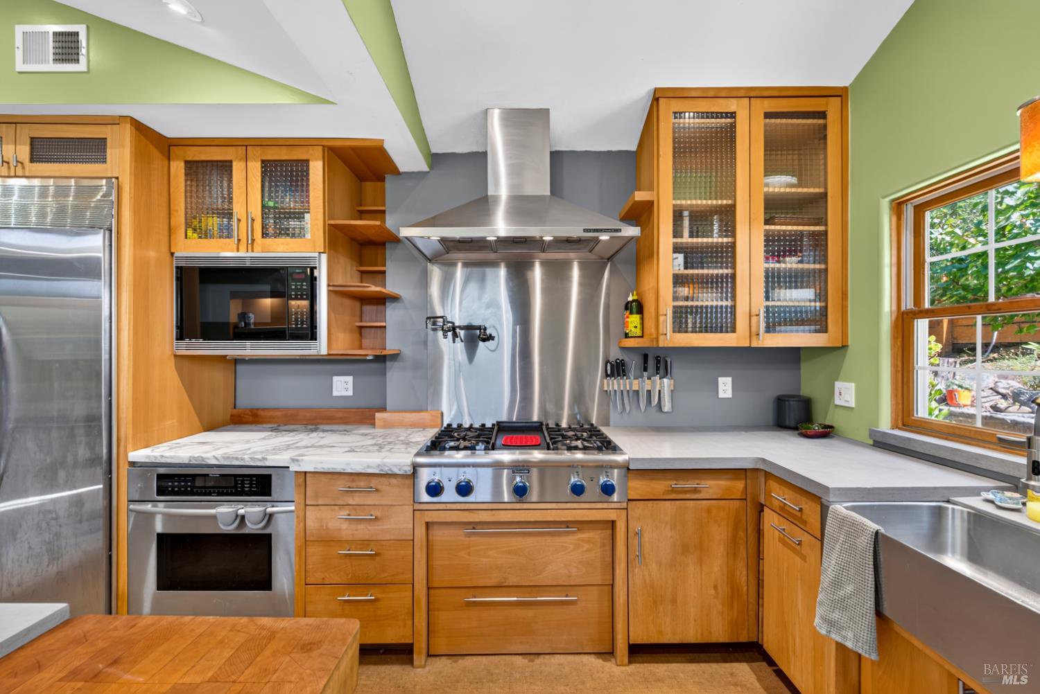 1036 Mcnear Avenue Petaluma CA 94952