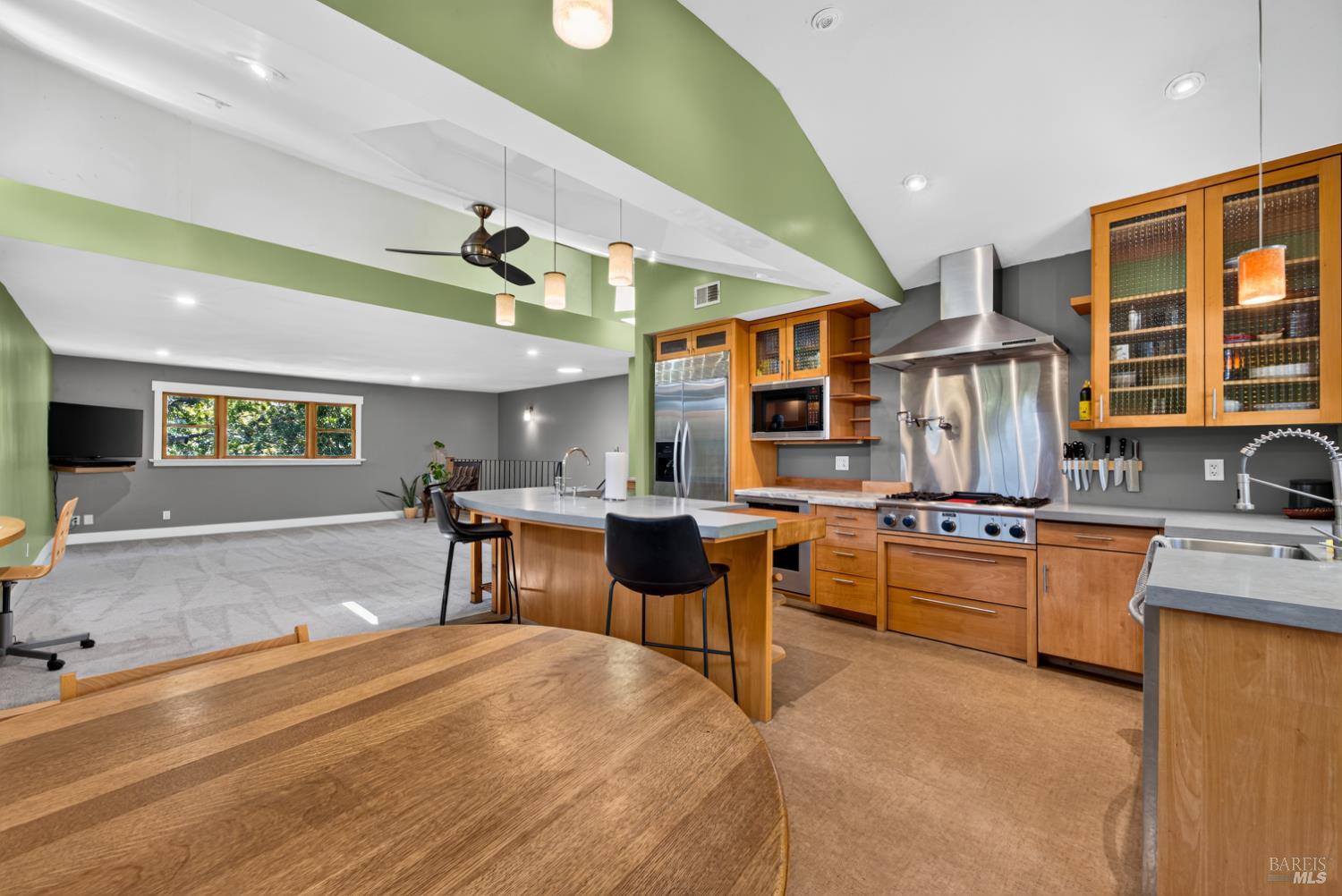 1036 Mcnear Avenue Petaluma CA 94952