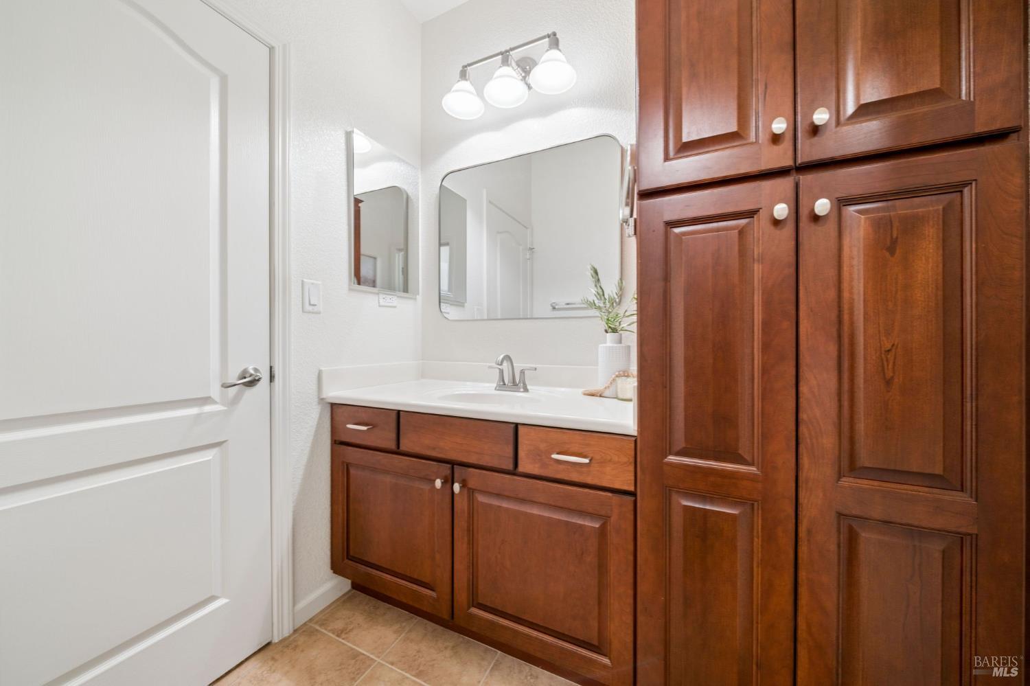 686 Sweet Bay Circle Vacaville CA 95687