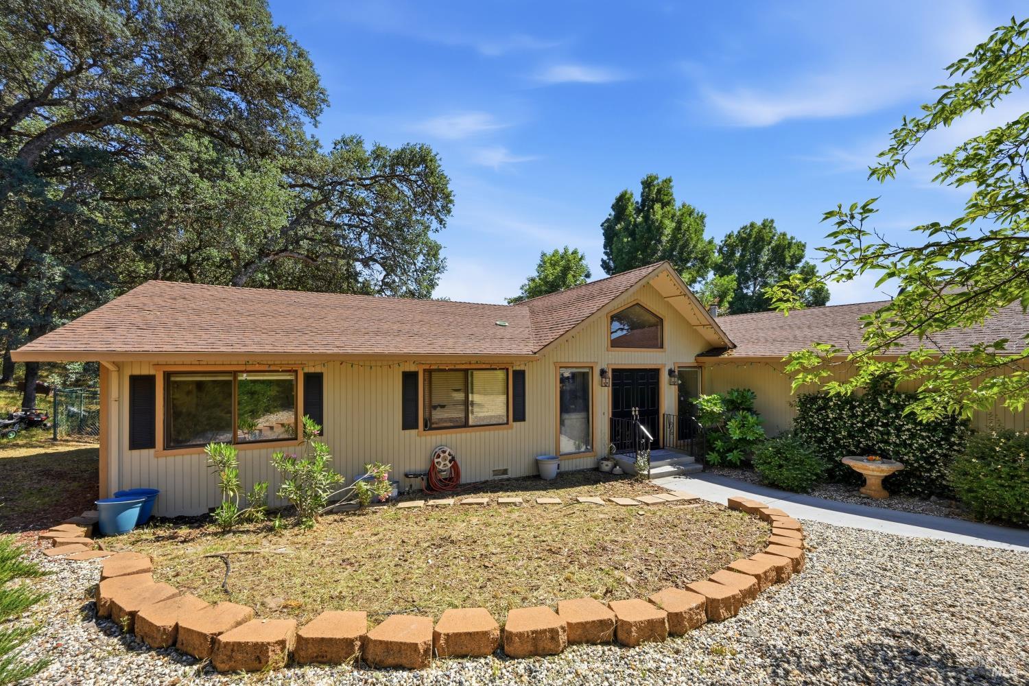 18670 Maple Leaf Court Hidden Valley Lake CA 95467
