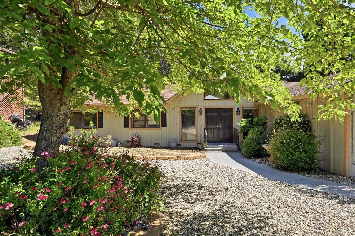 18670 Maple Leaf Court Hidden Valley Lake CA 95467