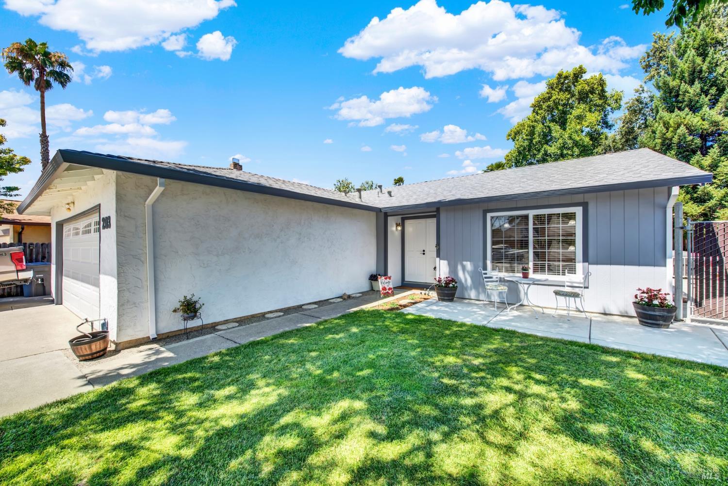 203 Greenwich Circle Vacaville CA 95687