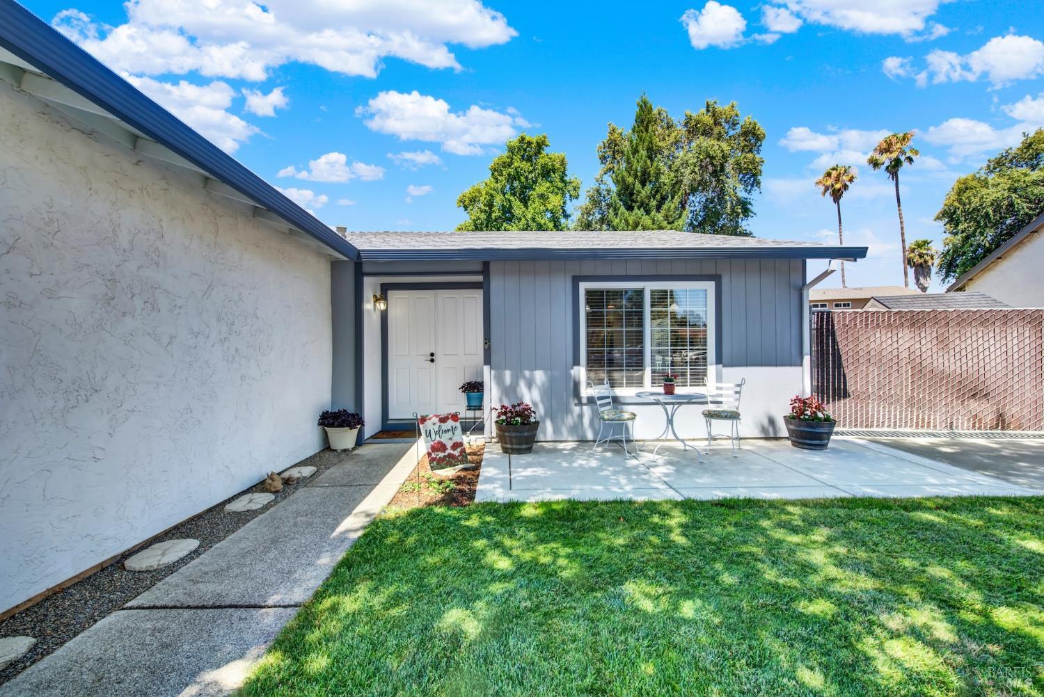 203 Greenwich Circle Vacaville CA 95687