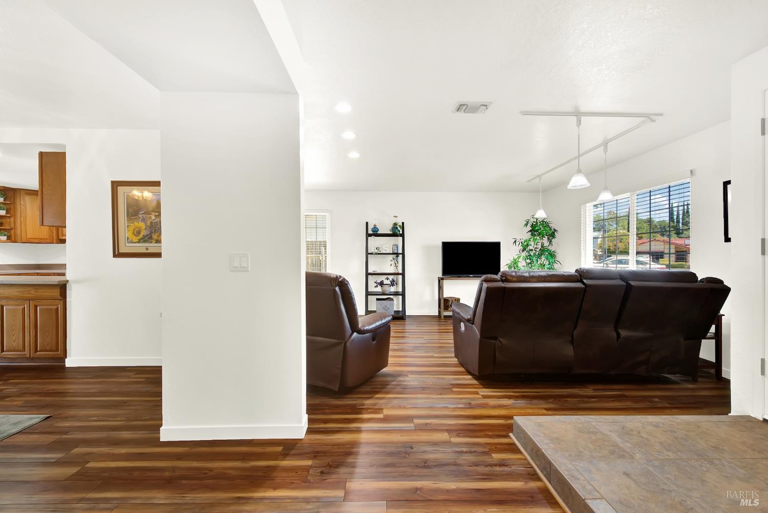 203 Greenwich Circle Vacaville CA 95687