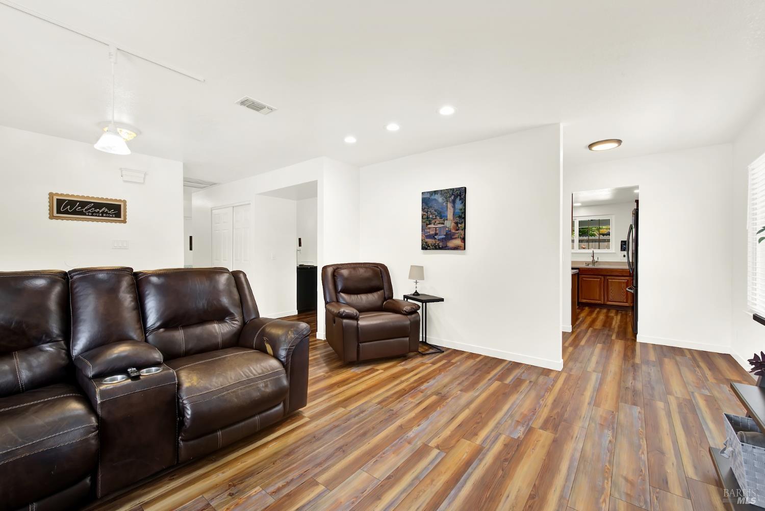 203 Greenwich Circle Vacaville CA 95687