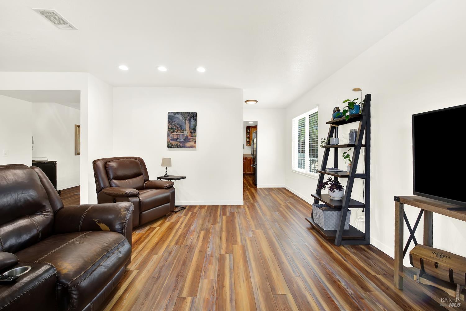 203 Greenwich Circle Vacaville CA 95687