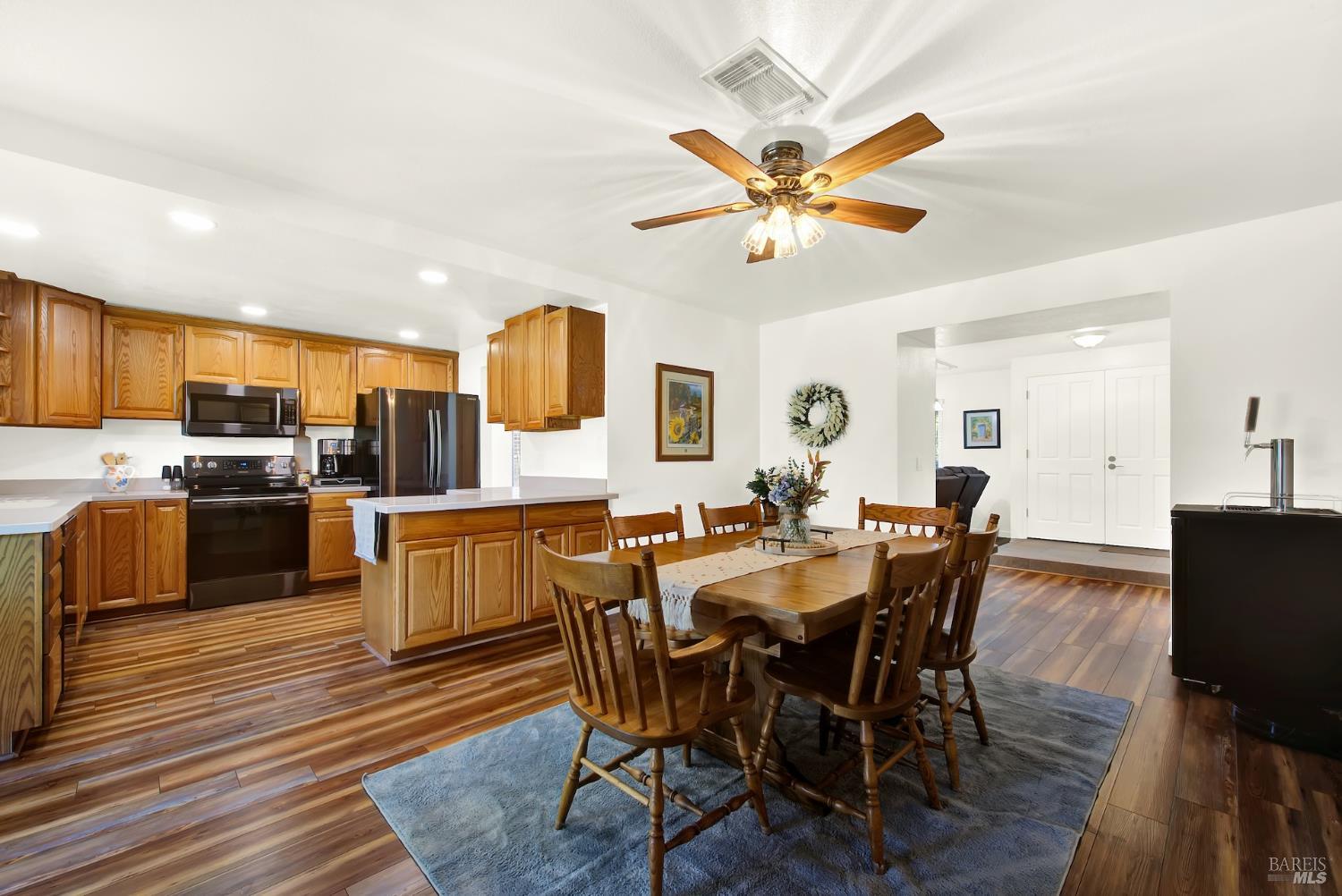 203 Greenwich Circle Vacaville CA 95687
