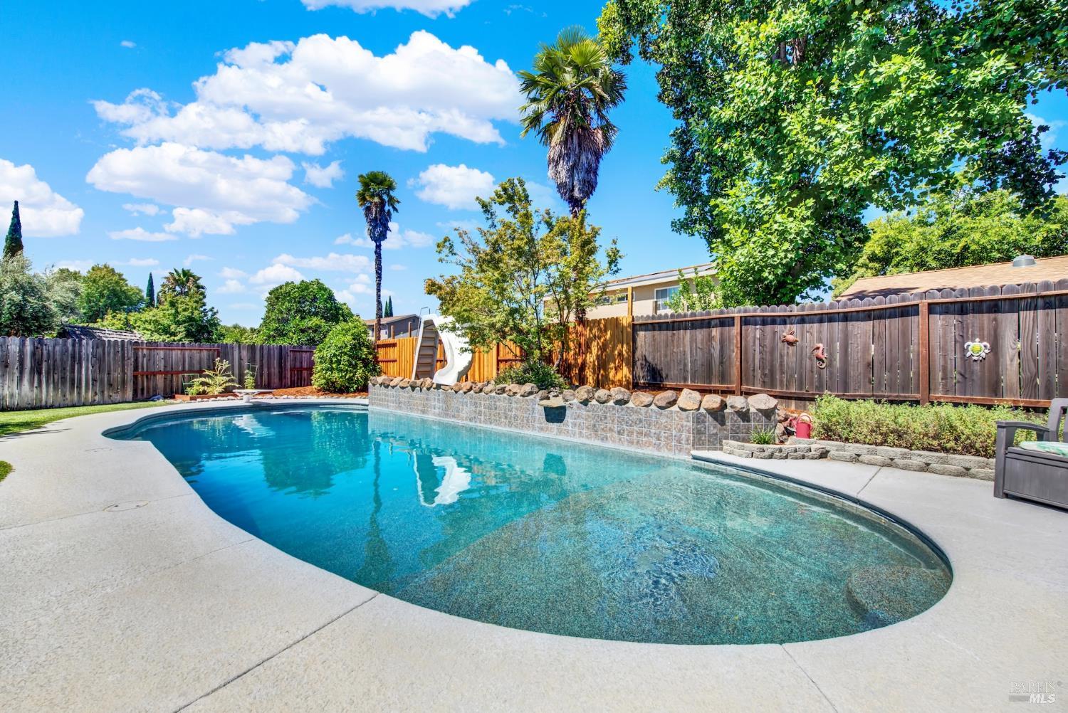 203 Greenwich Circle Vacaville CA 95687