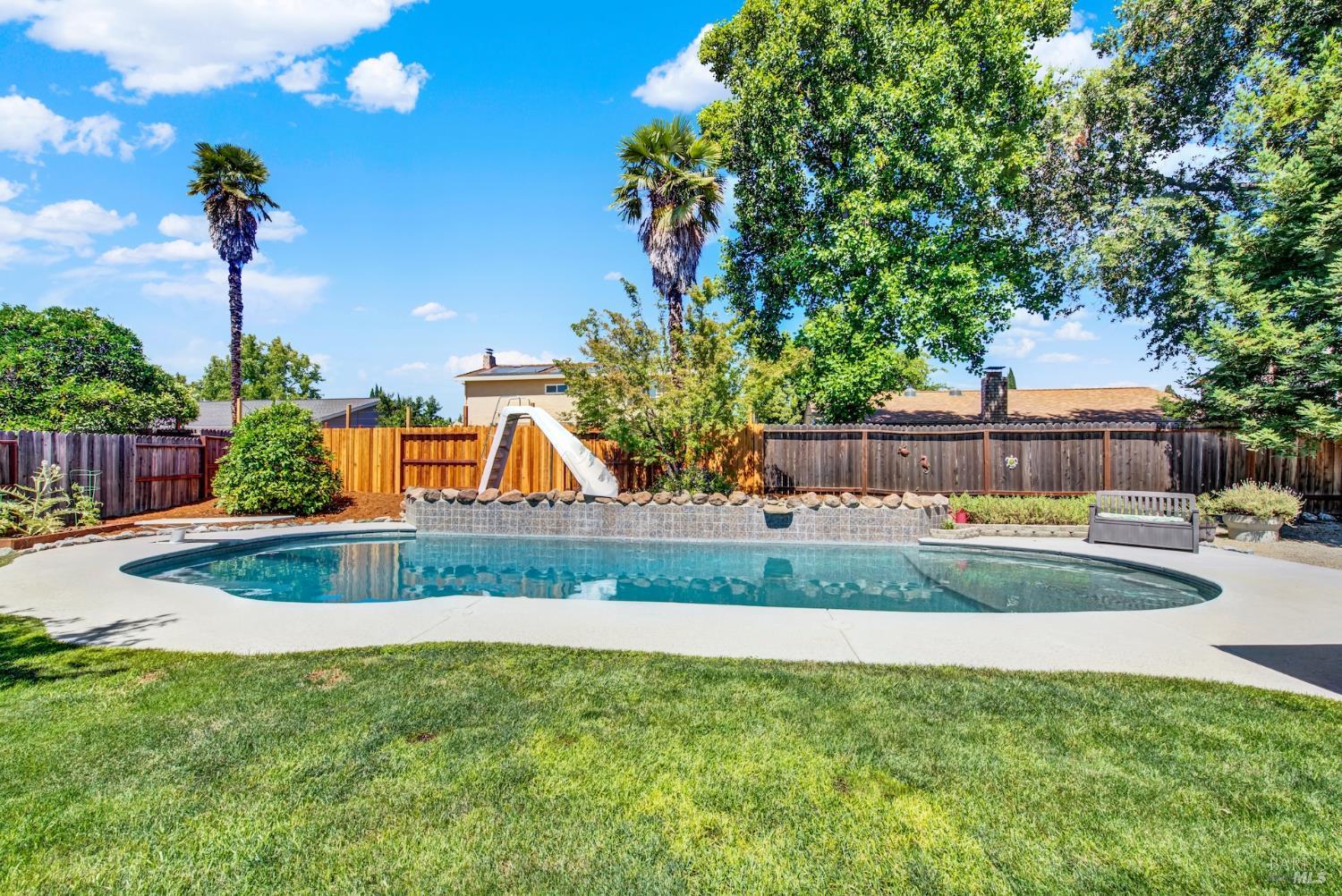 203 Greenwich Circle Vacaville CA 95687