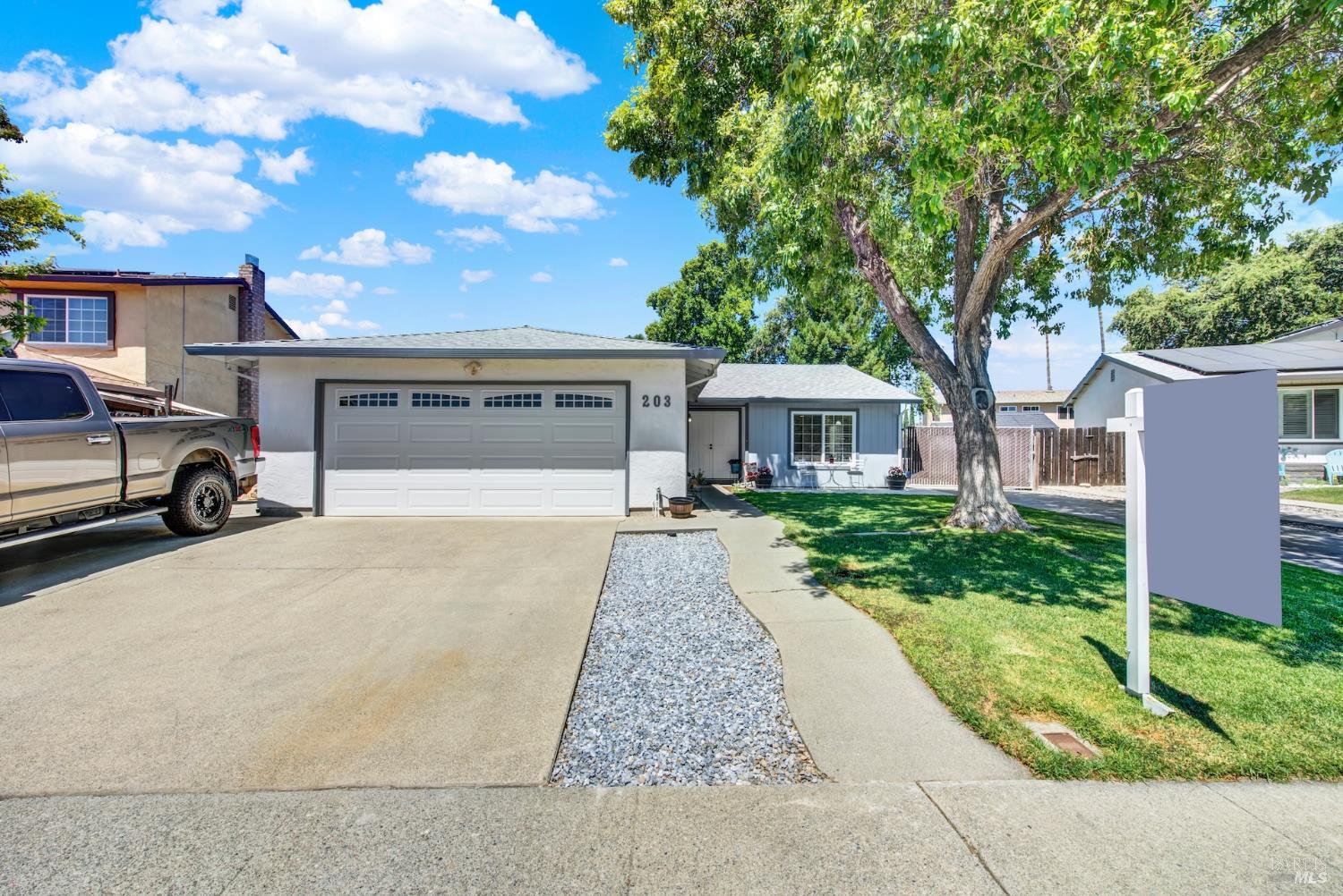 203 Greenwich Circle Vacaville CA 95687