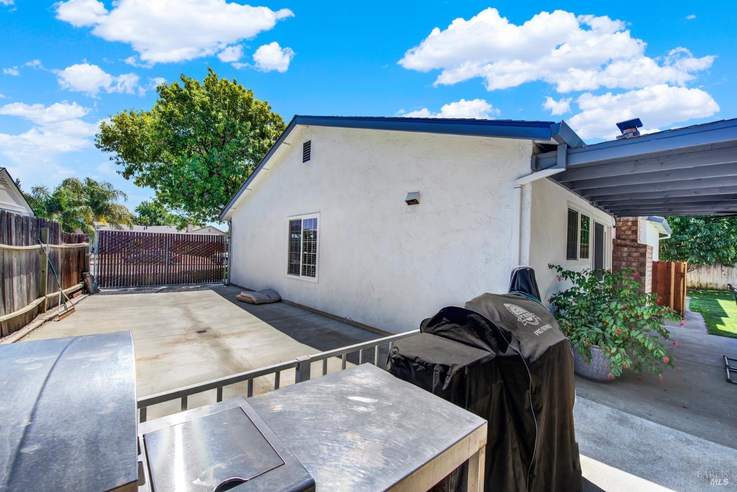 203 Greenwich Circle Vacaville CA 95687