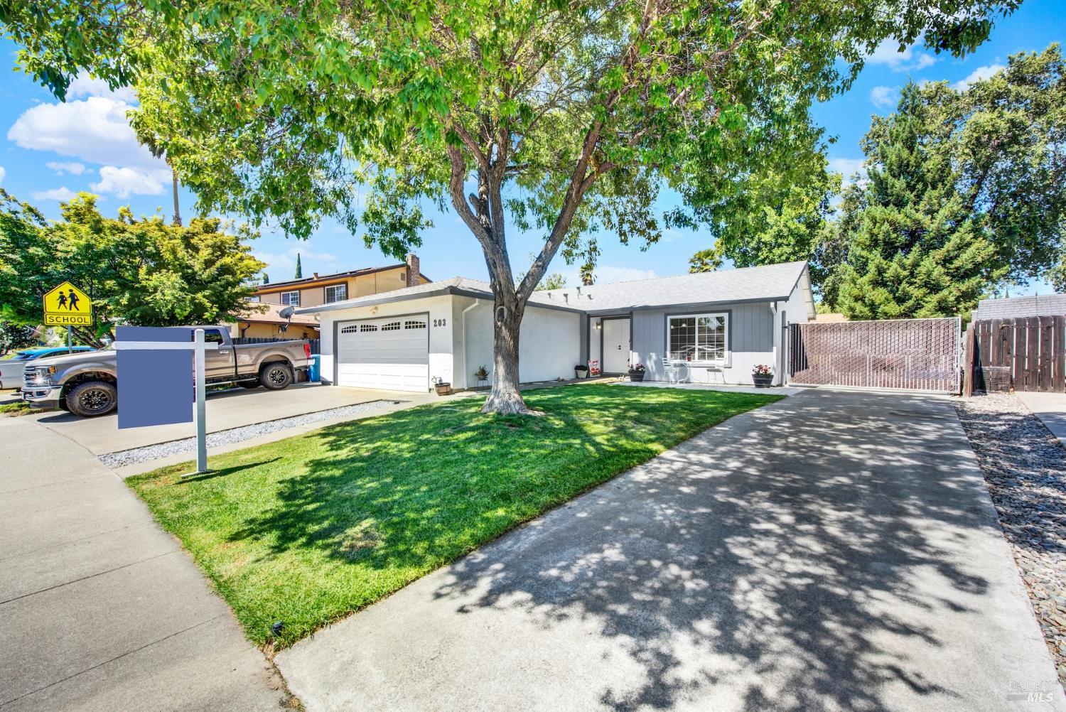 203 Greenwich Circle Vacaville CA 95687