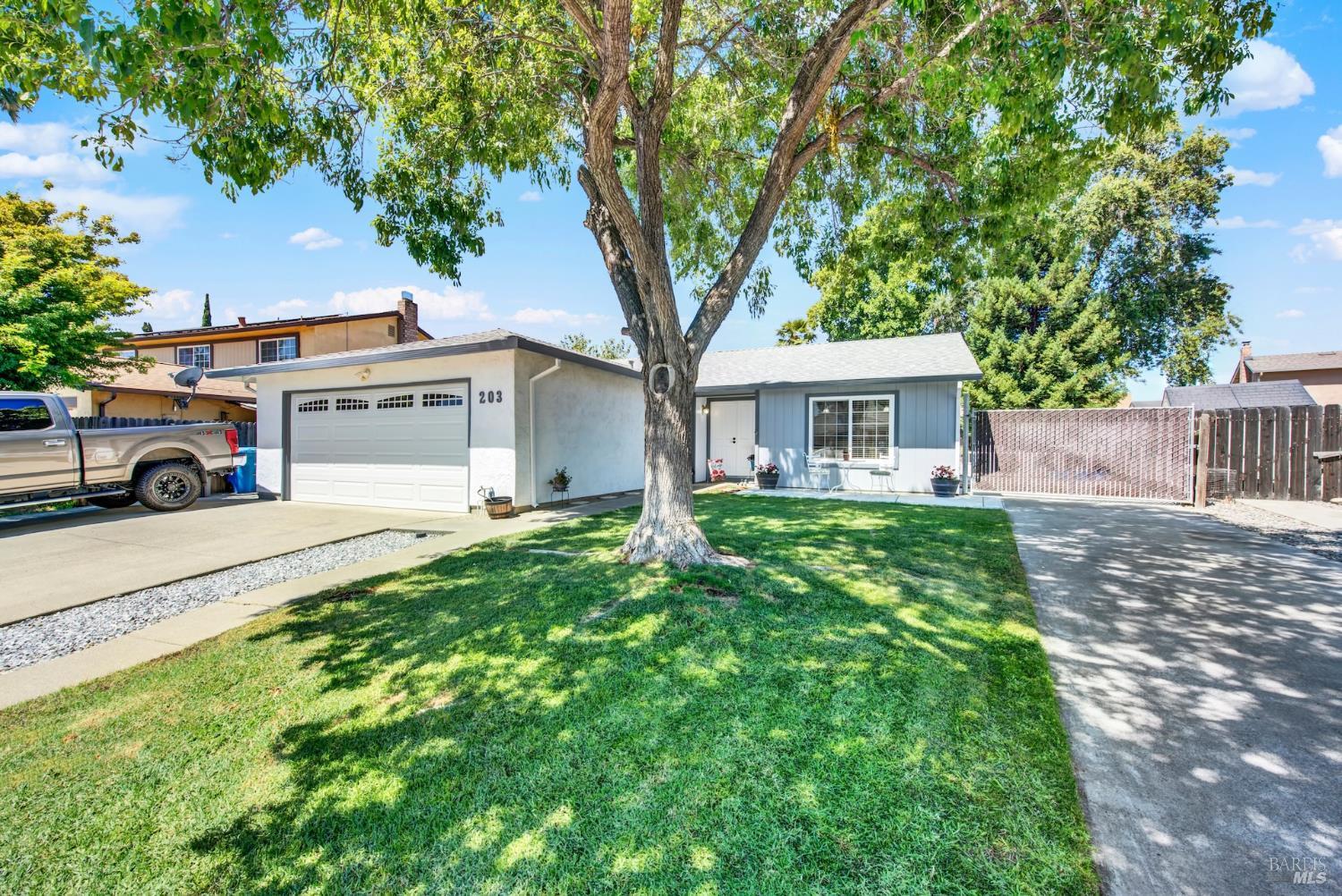 203 Greenwich Circle Vacaville CA 95687