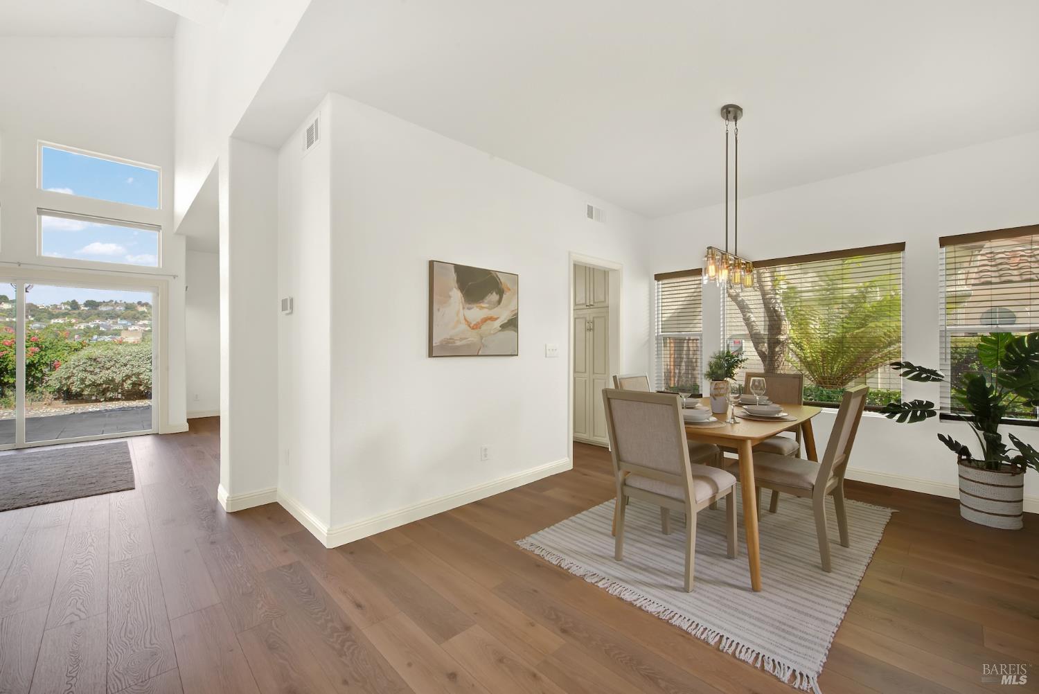 110 Camino Del Sol Vallejo CA 94591