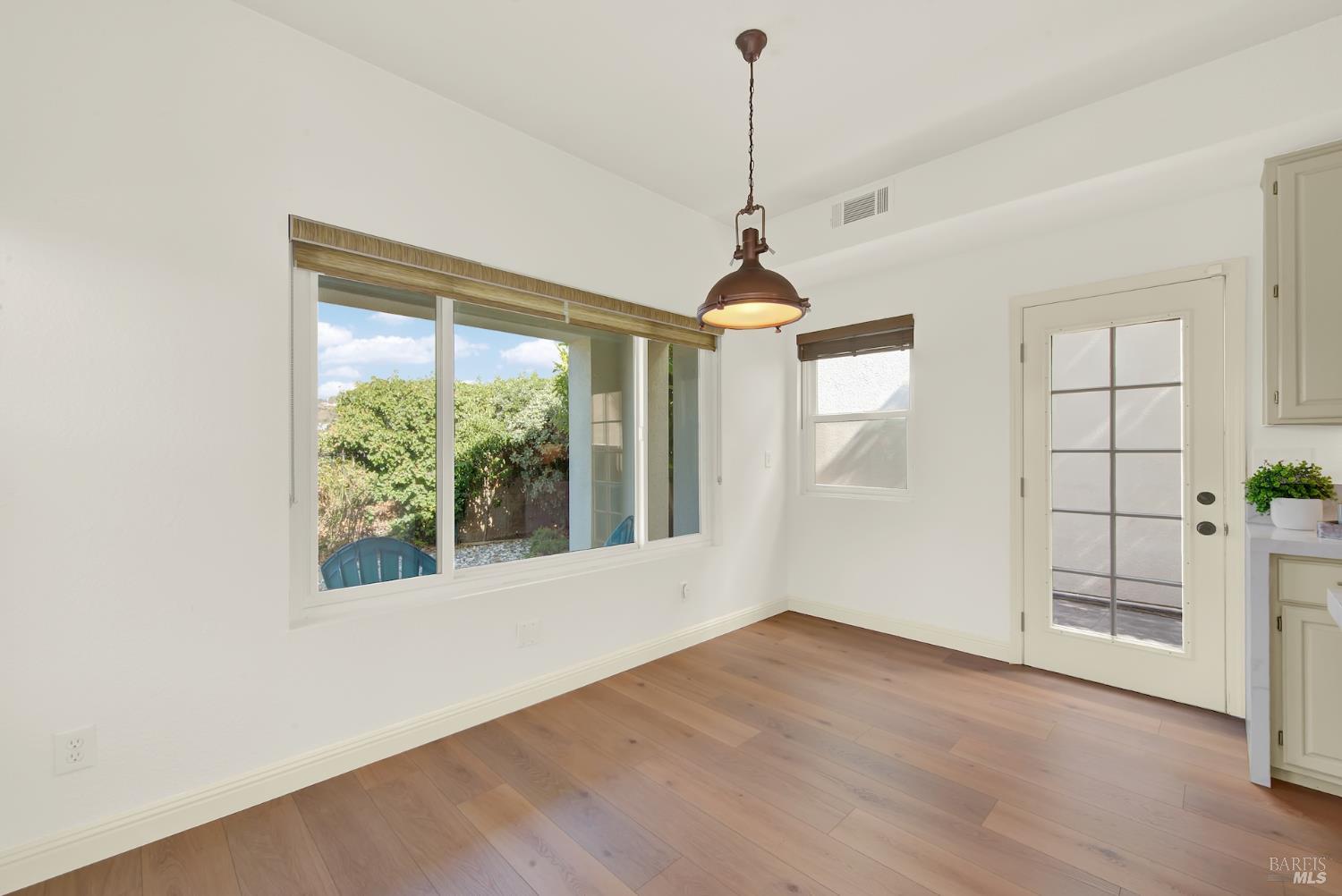 110 Camino Del Sol Vallejo CA 94591