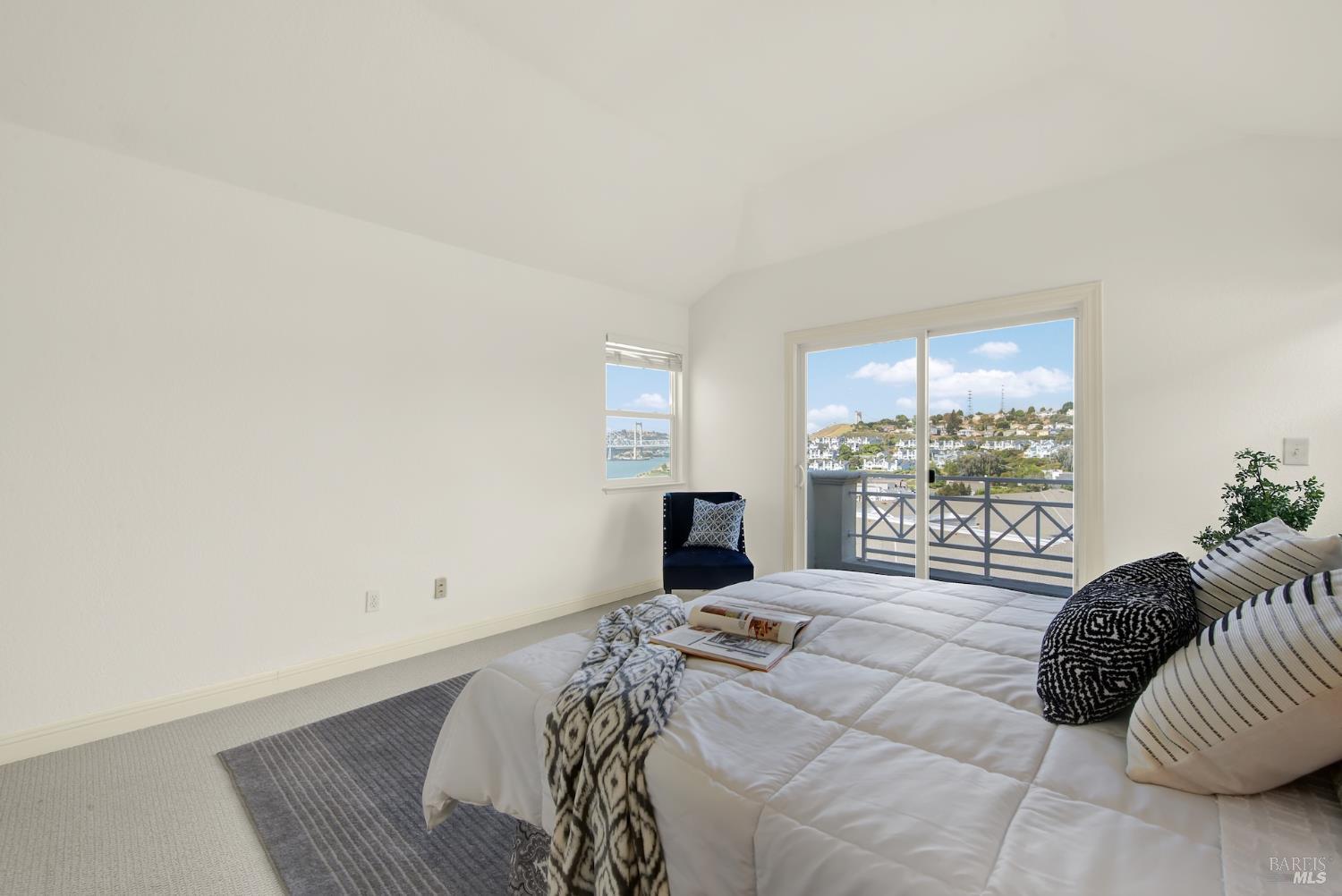 110 Camino Del Sol Vallejo CA 94591