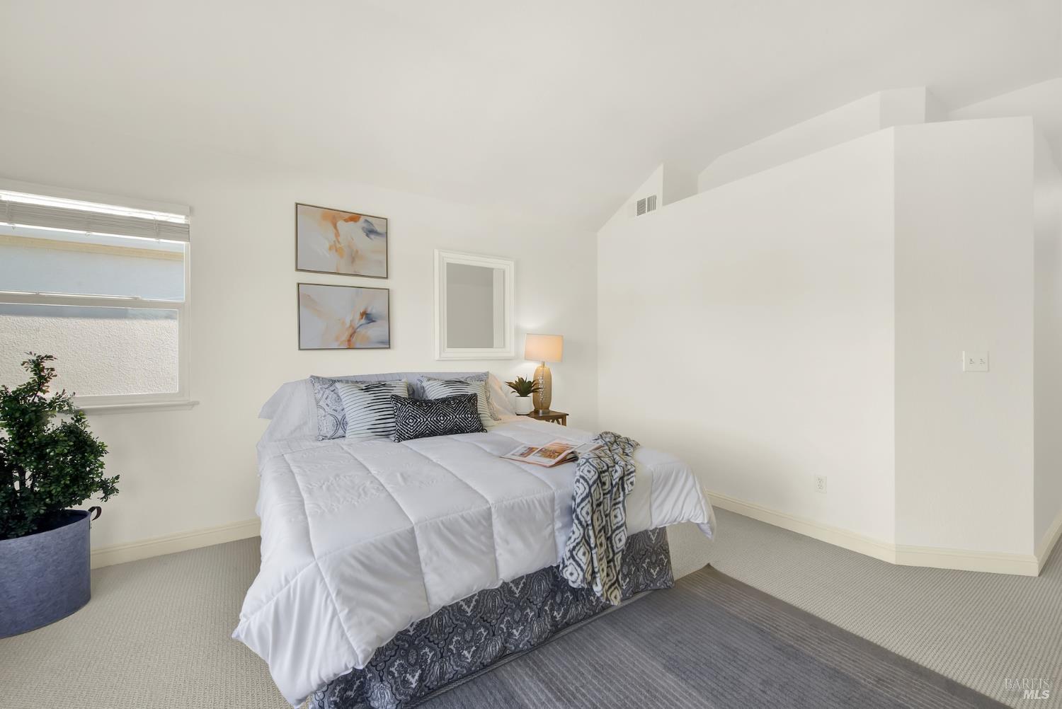 110 Camino Del Sol Vallejo CA 94591