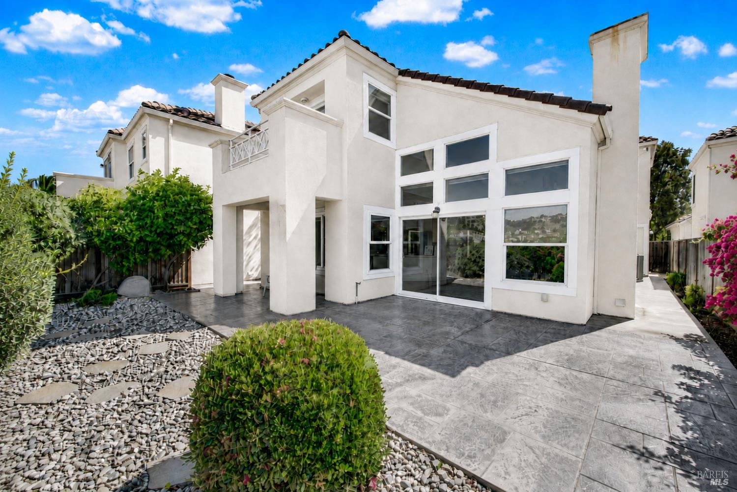 110 Camino Del Sol Vallejo CA 94591