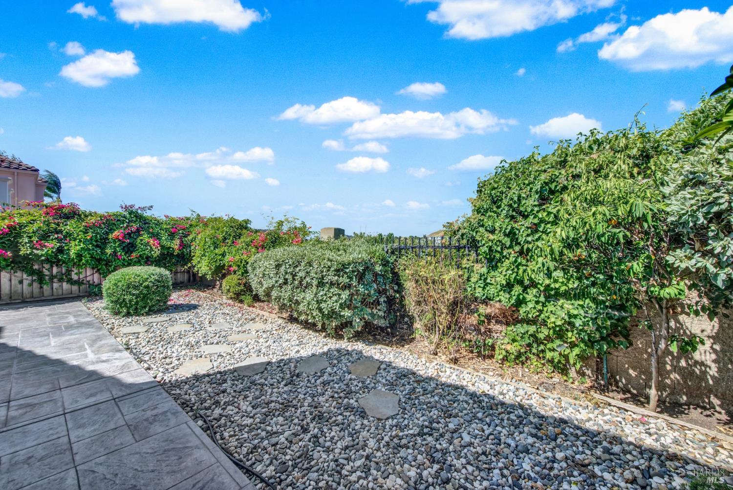110 Camino Del Sol Vallejo CA 94591