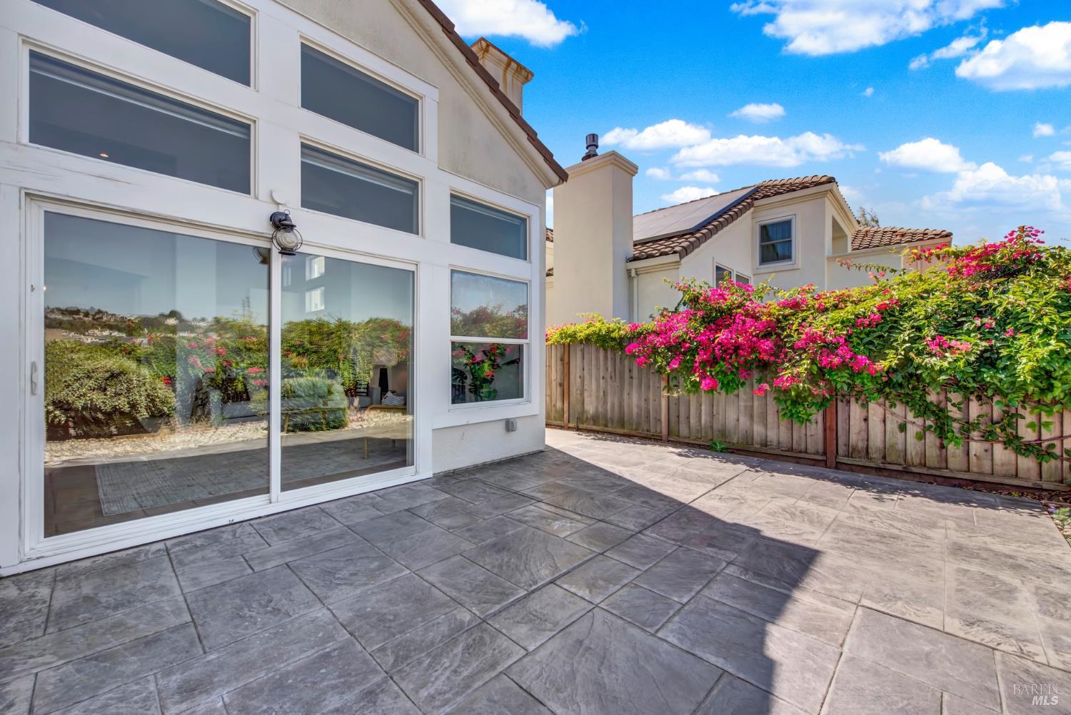 110 Camino Del Sol Vallejo CA 94591