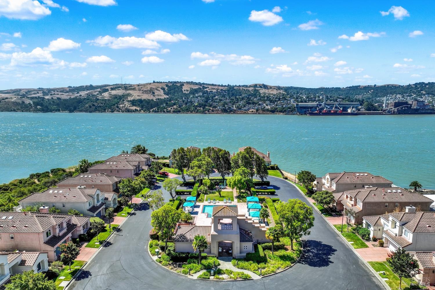 110 Camino Del Sol Vallejo CA 94591