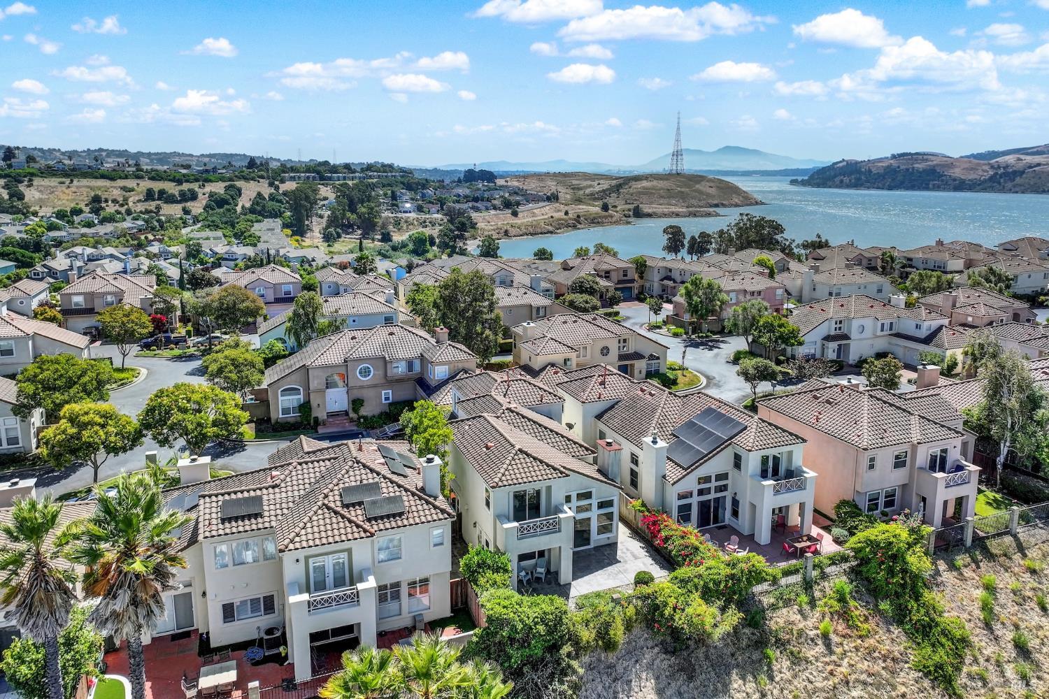 110 Camino Del Sol Vallejo CA 94591